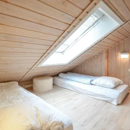 In With 3 Bedrooms, Sauna And Indoor Swimming Pool Dom wakacyjny Ebeltoft