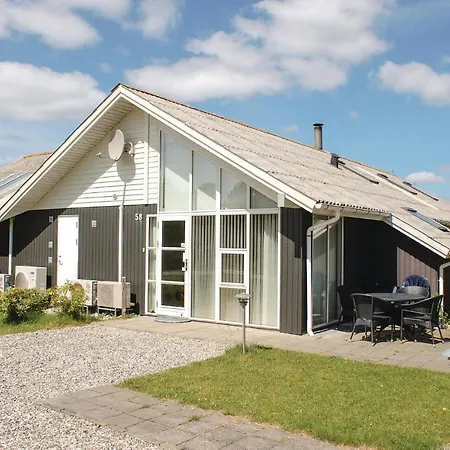 In With 3 Bedrooms, Sauna And Indoor Swimming Pool Ebeltoft